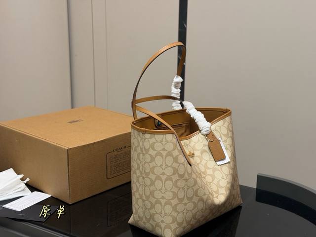 p290 Comes with a replica box. Size: 35*27cm. Coach new single-sided City tote b