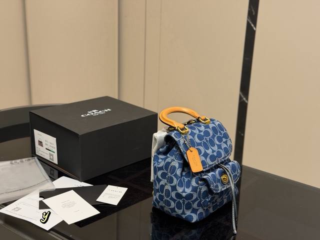 p350 Coach denim Chanelette backpack with box! It's so beautiful! This Coach Cha