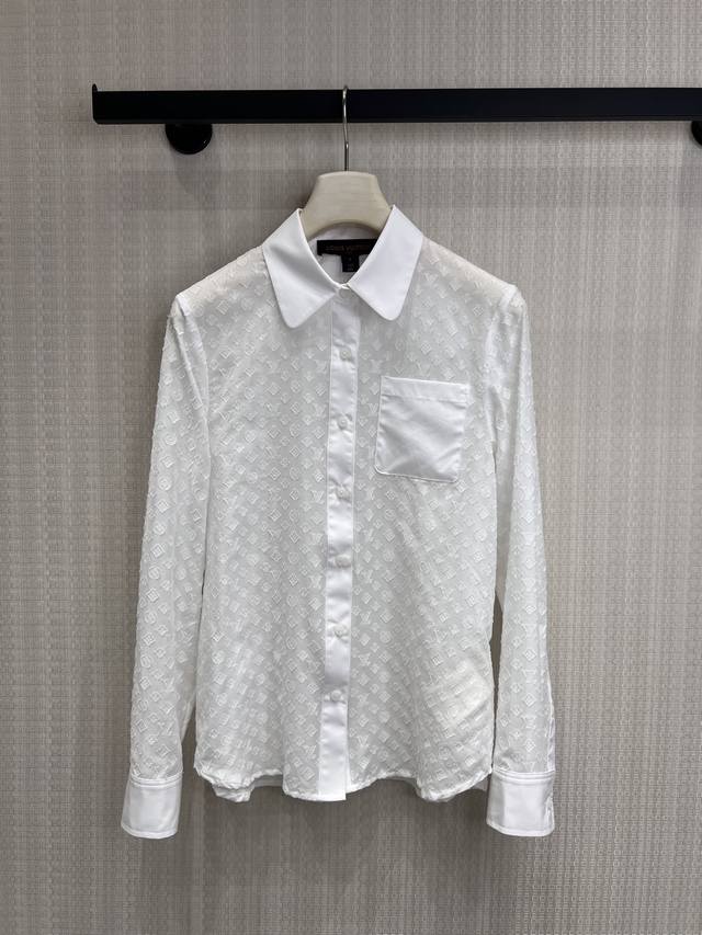 p560 LV Spring/Summer 90s New Arrival Shirt. A timeless aesthetic symbol, when a