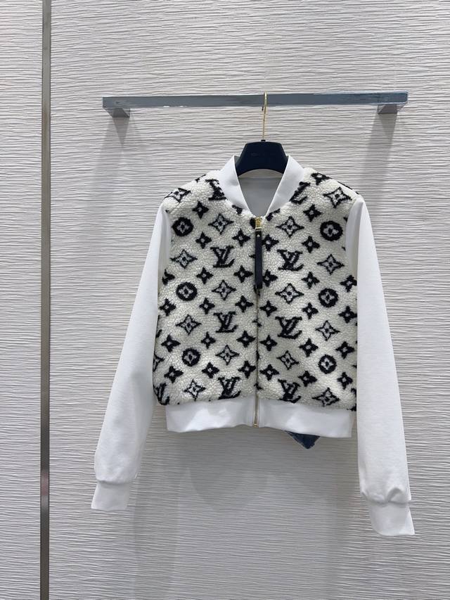 97817#特价110Louis Vuitto* 外套 手感舒适的人造毛 贴合舒适与时髦的双需求能融入每个日常的穿搭场景中 白色 2S 5M 4L 1Xl