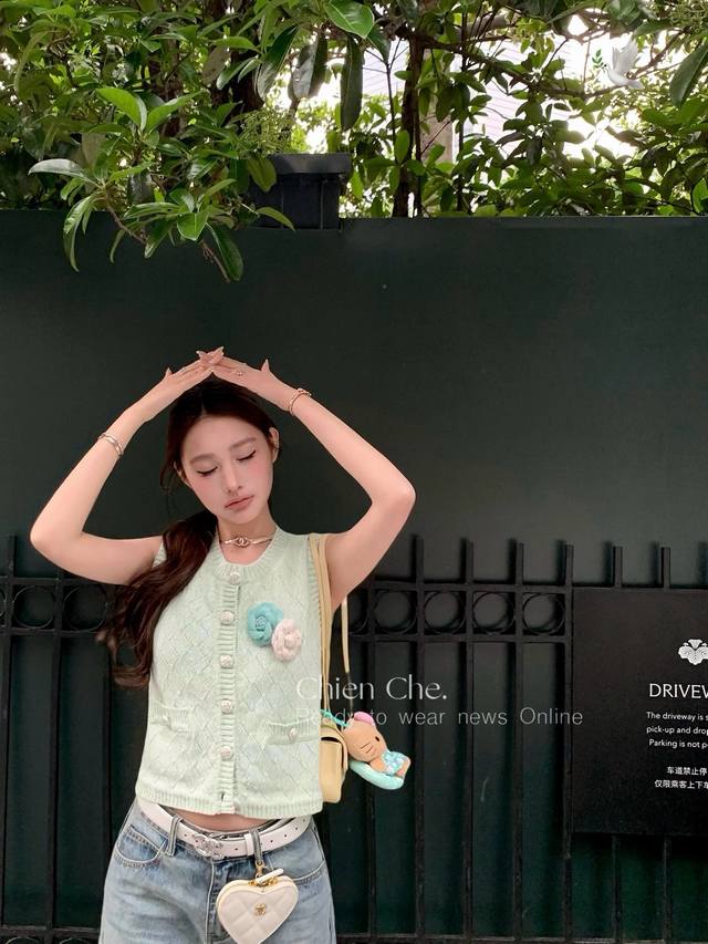 现货秒发 Chane* 小香针织马甲 限量照片2026新品推荐 爆款搭配时尚穿搭 ：绿色 : Sml : 马甲120 马甲货号: 8916#