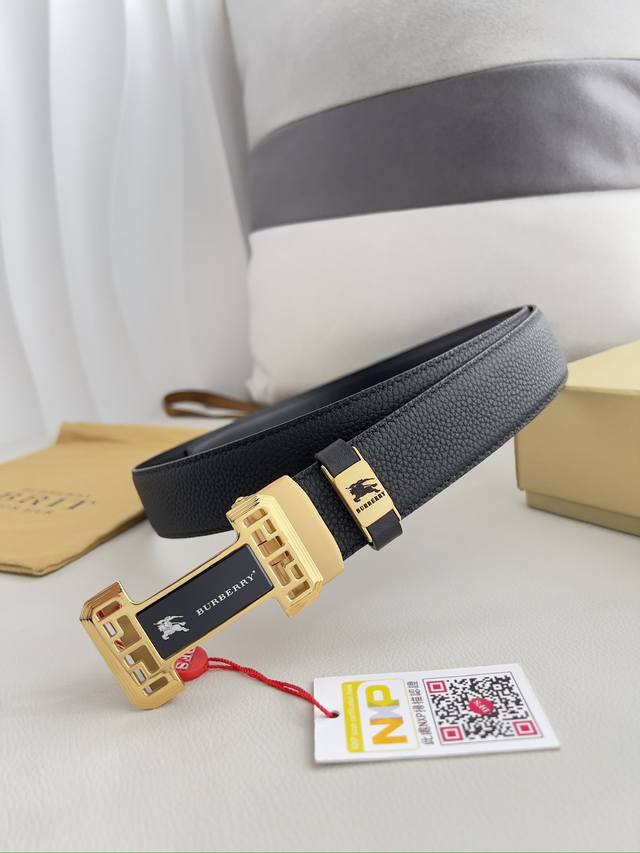 品名：巴宝莉.Burberry 腰带自动带 皮带p210 型号：自动扣，纯钢材质自动扣，自动带身，双面头层牛皮 材料：百分百头层牛皮，保证真皮。24K纯钢扣专柜