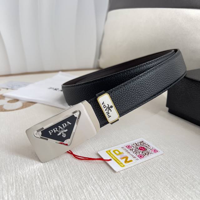 品名：普拉达.prada 腰带 皮带自动带p210 型号：自动带，经典纯钢材质自动扣，图片实物拍摄 材料：百分百头层牛皮，保证真皮。24K纯钢扣专柜同等质量，