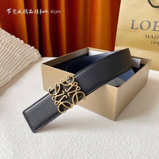 p210 Loewe 罗意威 专柜同款 选用柔软双面小牛皮制作，时尚百搭，宽4.0Cm