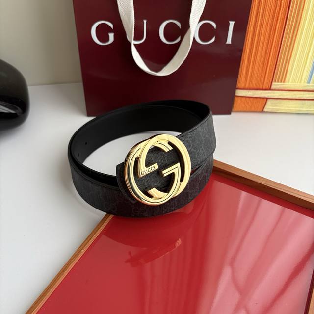 200--Gucci 经典原单品质，印花面搭配原版平纹底，精品铜扣，精工制作，细节看图，实物拍摄，高端奢华，宽度4.0Cm