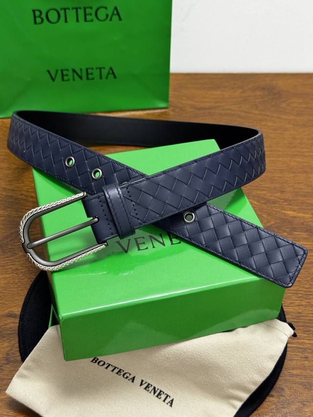 p180 Bottega Veneta 3.5cm Blue Hand-woven calfskin leather, a new classic hand-w
