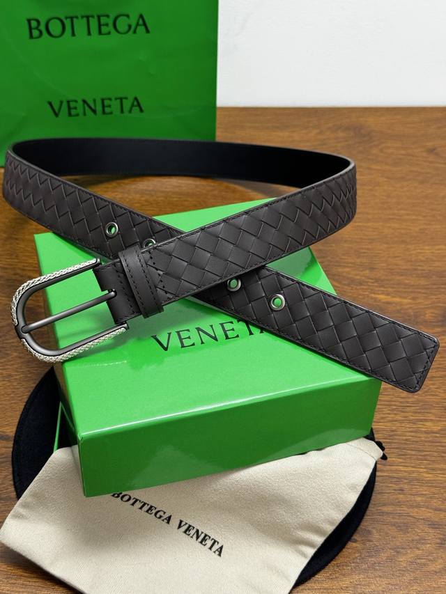 p180 Bottega Veneta 3.5cm Coffee Brown Leather, Hand-woven. A new classic hand-w