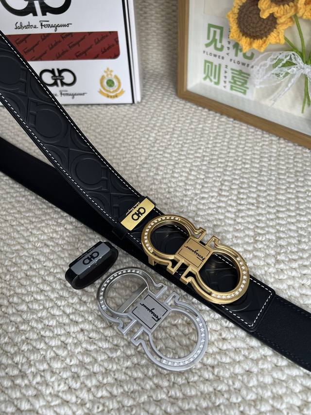 : Ferragamo Original Single-Purpose Rhinestone Buckle P270 Material: 100% Top-G