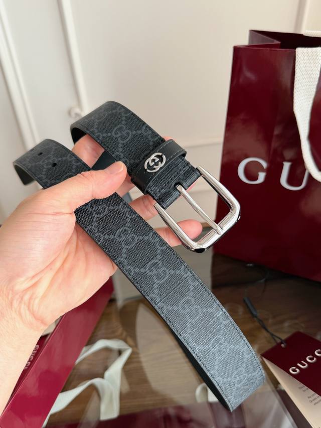 160 -- Gucci style number 673921 92Tin 1000. Surface material is custom black PV