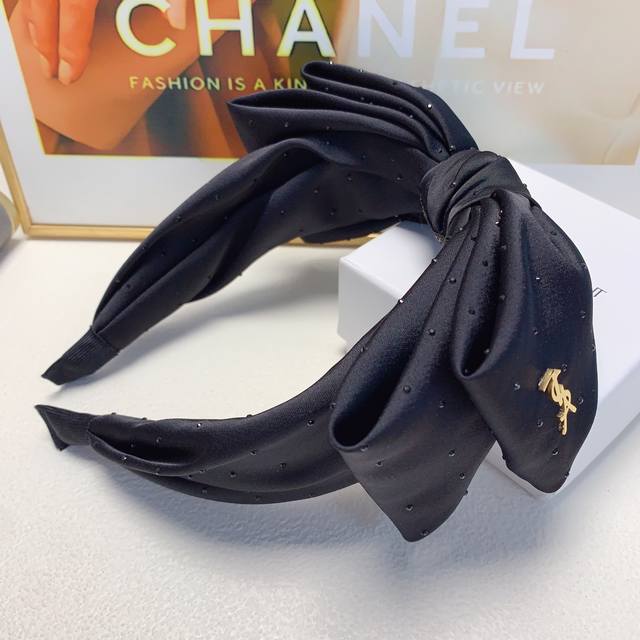 ysl圣罗兰 杨树林发箍 双层蝴蝶结钛钢Logo轻奢风发箍气质百搭小仙女必入单品名媛风十足～宝藏款 闭眼入推荐款 单个p70