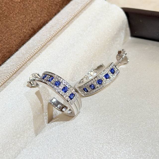 230 A7741 Independent designer's new Xiaohongshu hot-selling sapphire triple-row