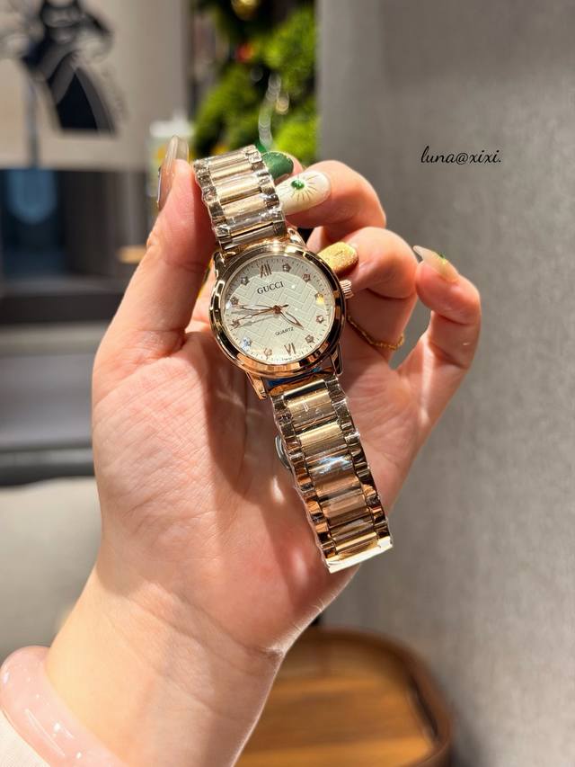 140 The hottest Gucci timepiece is here! This brand is a paragon of minimalism,
