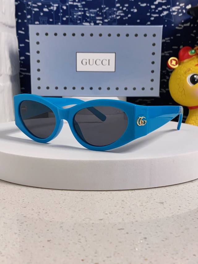 p100 新款Gucci古奇 墨镜猫眼时尚潮流超轻简约复古宽镜腿太阳眼镜