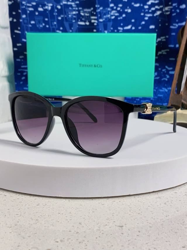 p100 Tiffany蒂芙尼 2026新款镶钻太阳镜眼镜女士潮流精致墨镜 个性女款