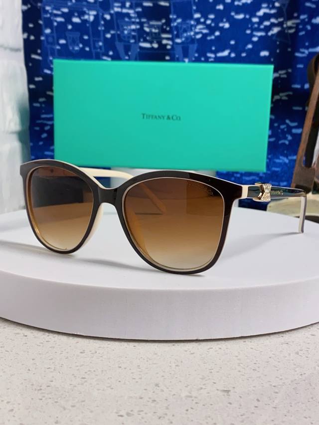 p100 Tiffany蒂芙尼 2026新款镶钻太阳镜眼镜女士潮流精致墨镜 个性女款