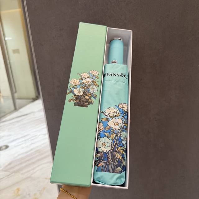 p70Tiffany蒂芙尼 Led灯防晒睛雨伞 夏季新款 全自动折叠晴雨伞 内里黑色涂层防晒有效阻隔紫外线99%，Upf 50 所以能起到伞下体感降温的效果！
