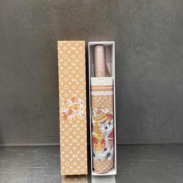 p70 Lv Louis Vuitton Tri-Fold Sunscreen Umbrella, New Summer Model, Fully Automa p70 Lv Louis Vuitton Tri-Fold Sunscreen Umbrella, New Summer Model, Fully Automa
