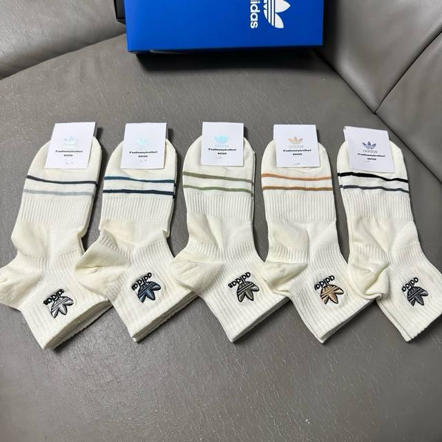 Special P50 Adidas Originals New Mid-Calf Socks with Embroidered Classic Logo -