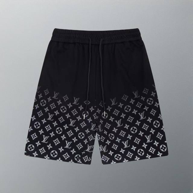 p120 High-quality Louis Vuitton Fall Spring/Summer collaboration shorts. Custom-