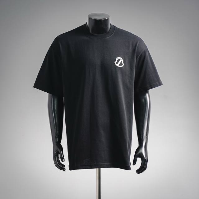 Local Pickup 160 Moncler Classic Logo Short-Sleeve T-Shirt Made from custom-supp Local Pickup 160 Moncler Classic Logo Short-Sleeve T-Shirt Made from custom-supp