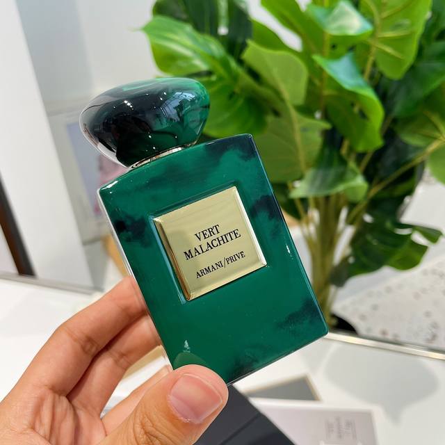130 Original Quality Green Malachite I was born a mountain, not a stream. "I wis