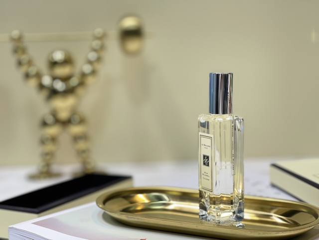 110 Original Quality Jo Malone London, a popular and high-end fragrance, English