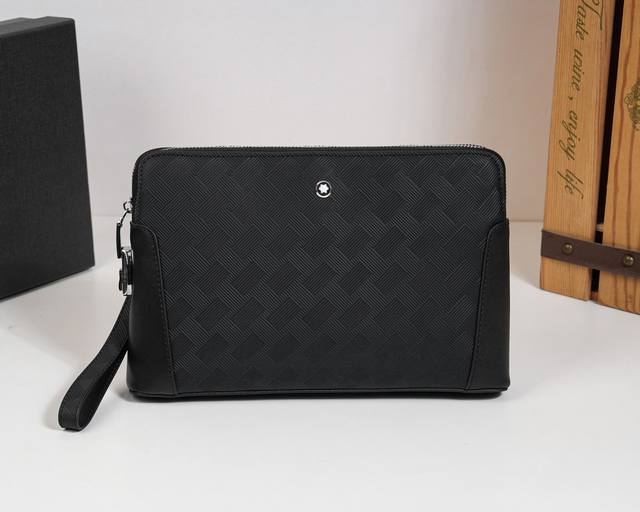 p460, Montblanc's hottest item is here! This exquisite handbag is crafted from r
