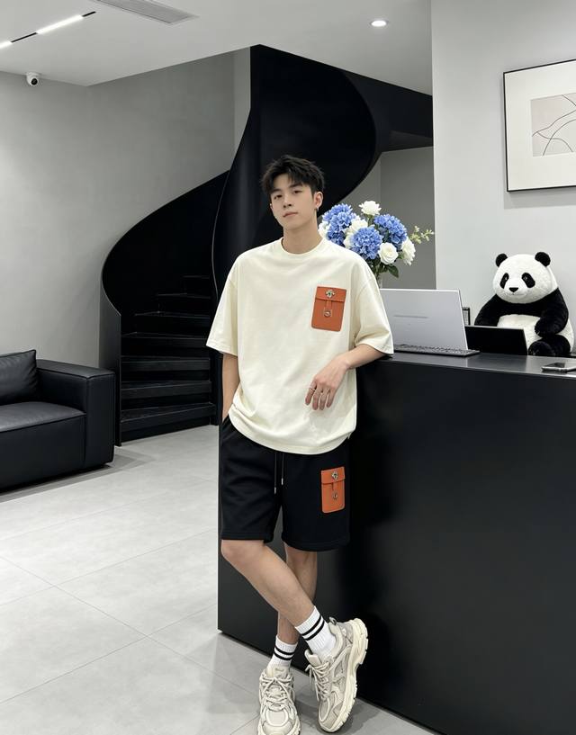 p360 set. Top - p200. Pants - p210. H brand * 6S Spring/Summer Short-Sleeve Set,