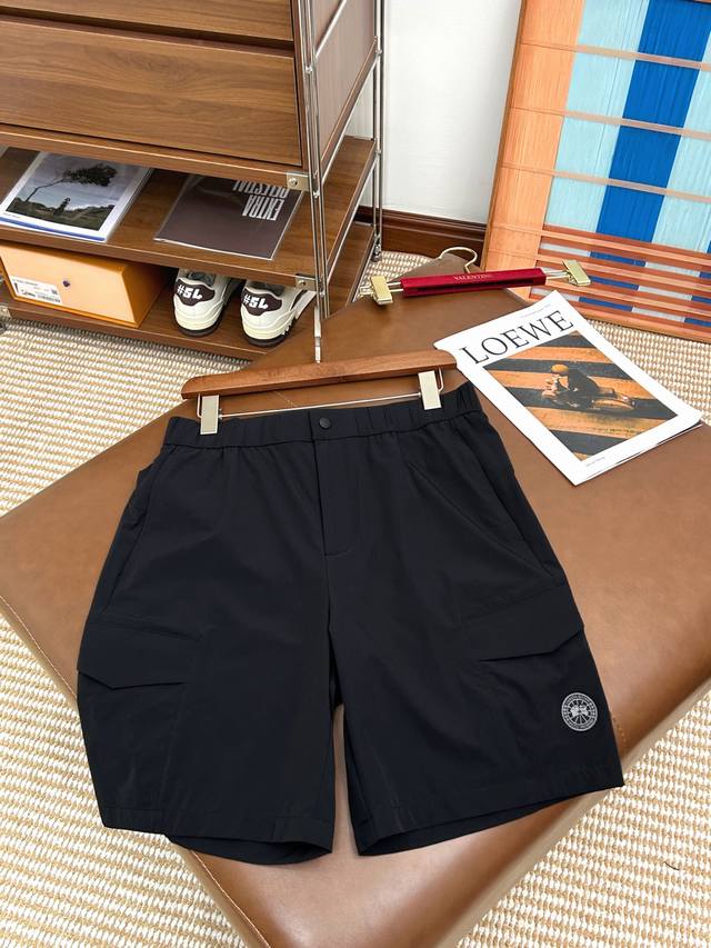 p310 A summer wardrobe essential. Can Canada Goose Cooling Quick-Drying Shorts,