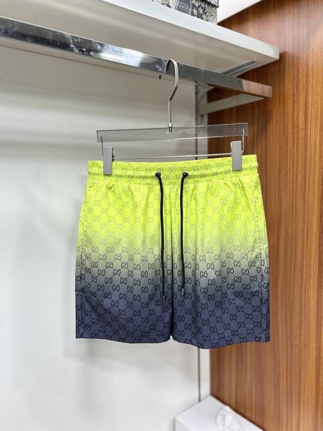 120 Gucci 2026 Spring/Summer New Beach Shorts, 5-inch Shorts! A 1:1 replica of t