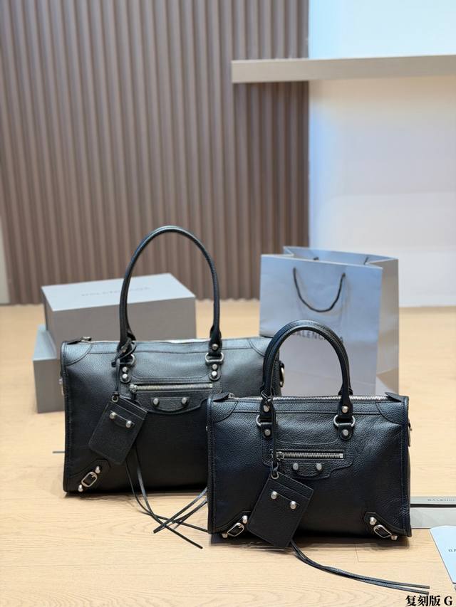 Balenciaga Reissue P490 P430 Balenciaga Classic City series black and silver mot