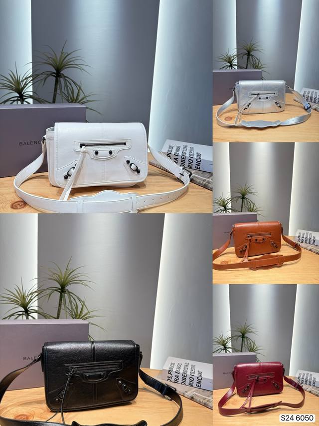p270 Balenciaga Silver Oil-waxed Leather Motorcycle Bag (with box) This silver m