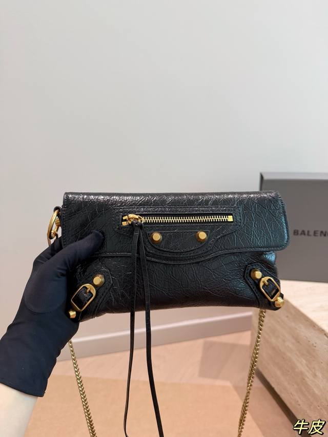 p270 Balenciaga Black with Gold Buckle (Ddd) A derivative of Balenciaga's Motorc p270 Balenciaga Black with Gold Buckle (Ddd) A derivative of Balenciaga's Motorc