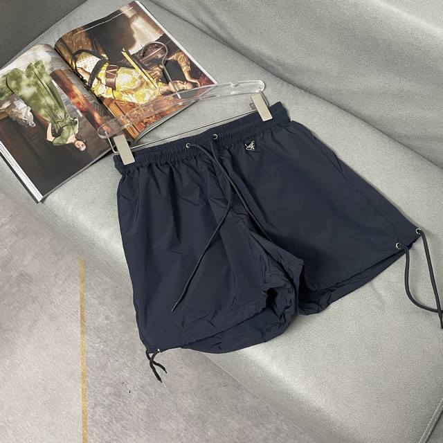 p210 Prada Ss Summer New Style Metal Triangle Logo Cargo Shorts, a classic and v