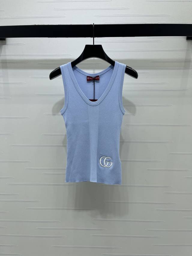 New Arrival: High-Quality Original GUCCC* 2026 Spring/Summer Collection! V-Neck