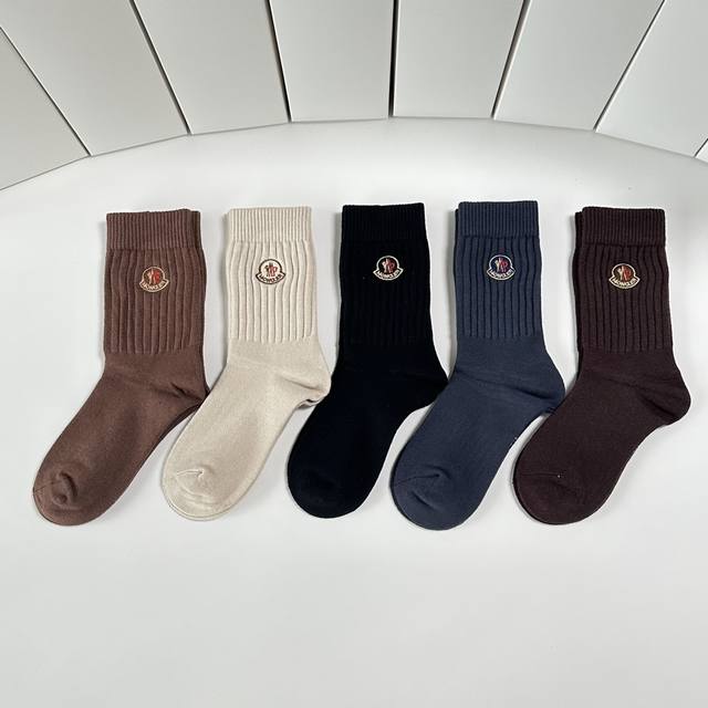 Special offer p70, comes with boutique packaging. Moncler's latest cashmere mid-