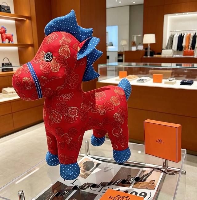 p120. A hot-selling item for the Year of the Horse! Herm