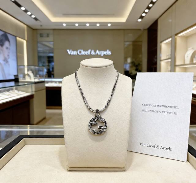 p110 A must-have for Douyin influencers, this Gucci necklace is the latest model