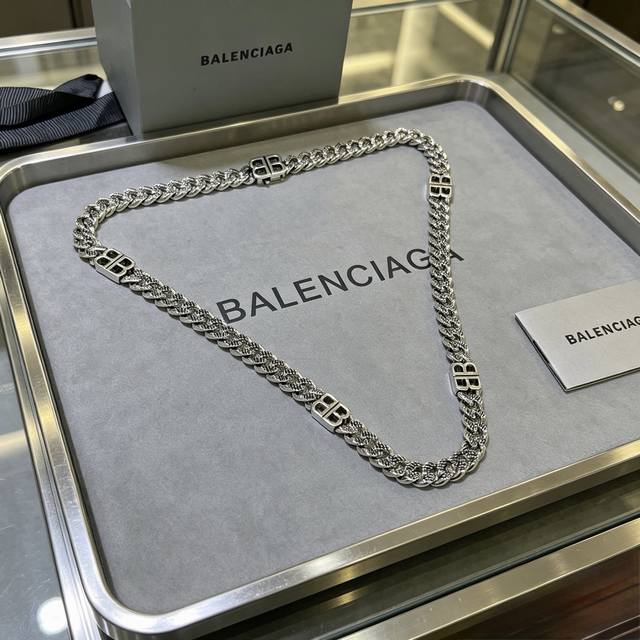 p210 原单货新品 巴黎世家项链 Balenciaga 新款项链专柜一致 细节做工精细 每个细节流程到位 设计工艺精细 火爆款出货 设计独特 复古风格 巴黎世