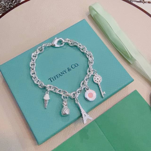 p170 New Tiffany & Co. necklace and bracelet, exquisite silver version, celebrit