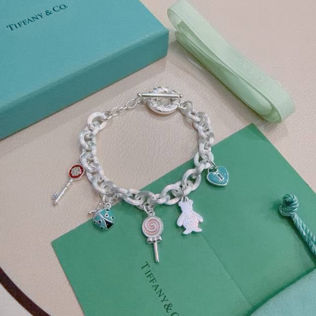 p180 New Tiffany & Co. bracelet, exquisite silver version, celebrity style, retr