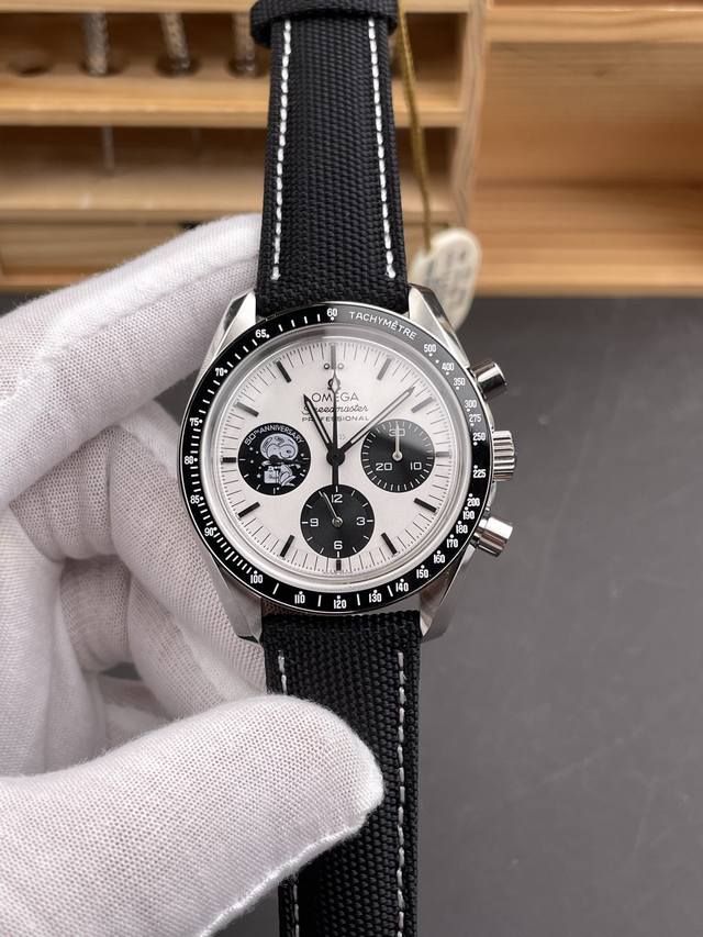 3190Os Omega Speedmaster Snoopy 50th Anniversary Edition 42MM3861 movement with