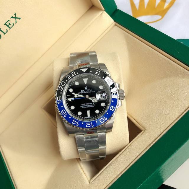 3190白金百事可乐圈格林尼治型126719型号 红蓝圈口 蓝盘三珠款再造巅峰 格林尼治 可口可乐 一体成行红蓝陶瓷圈，市场唯一媲美颜色的陶瓷圈口，采用高科技电