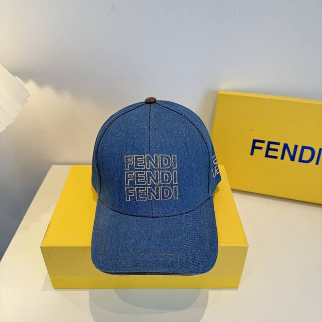 p60 Fendi monogram baseball cap, a classic vintage Ff item, a stylish piece, exc
