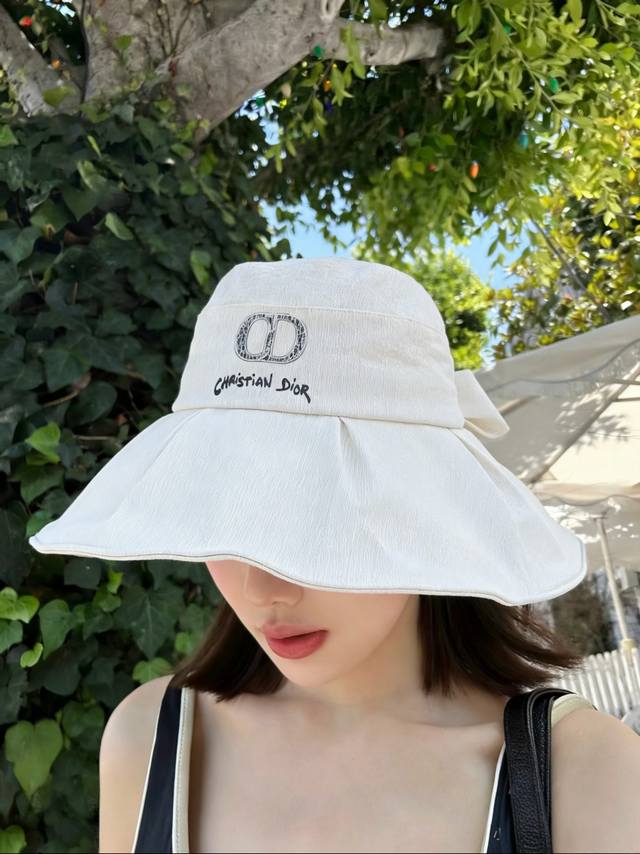 Dior 2026 New Exclusive Bow-Tie Wide-Brimmed Bucket Hat, comes with dust bag, ve