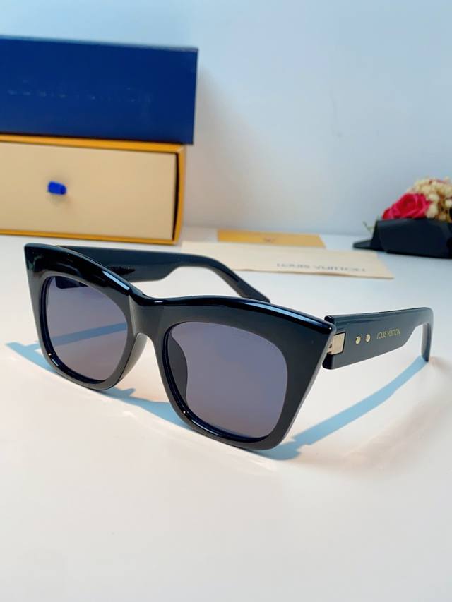 p100 Louis Vuitton 2026 New Women's Sunglasses, Fashionable, High-End, European