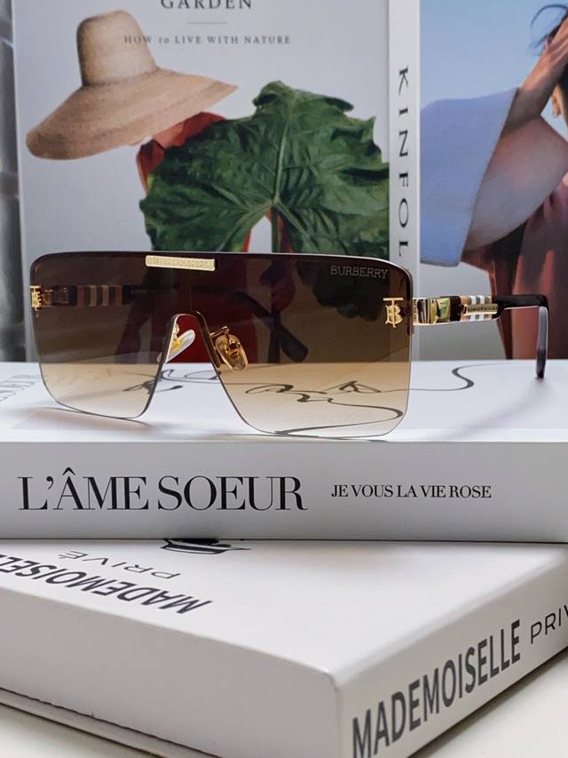 p100 Burberry巴宝莉 2026新款流行个性欧美男太阳镜防紫外线外贸眼镜女莉防晒休闲情侣墨镜 Tb新Logo