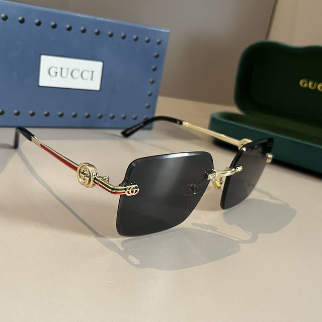 100￥pGucci古奇新款首发太阳镜男女同款