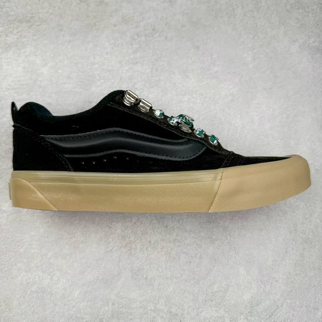 180Vans Knu Skool 黑绿生胶范斯官方 复古休闲胖胖面包鞋肥胖版大Logo原版全皮猪八面料苏格兰绿格纹编织鞋带搭配铁扣设计货号：Vn000Crpb
