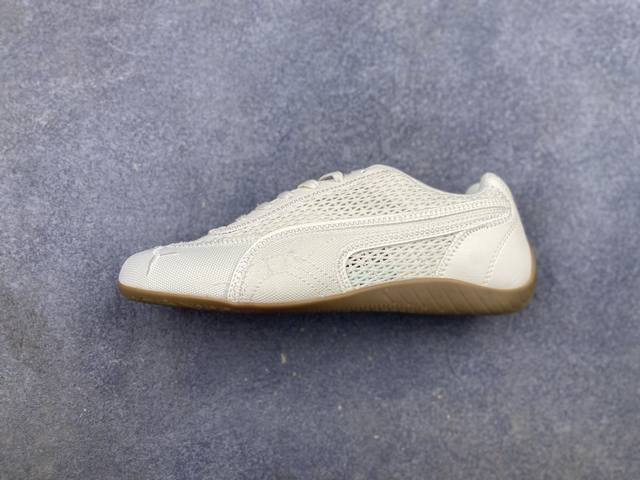 200支持放店 puma puma Speedcet Og 彪马低帮复古运动休闲赛车跑鞋 以趣味十足又前卫复古的设计引领潮流,将赛道精神融入街头时尚,开启前卫竞 200支持放店 puma puma Speedcet Og 彪马低帮复古运动休闲赛车跑鞋 以趣味十足又前卫复古的设计引领潮流,将赛道精神融入街头时尚,开启前卫竞